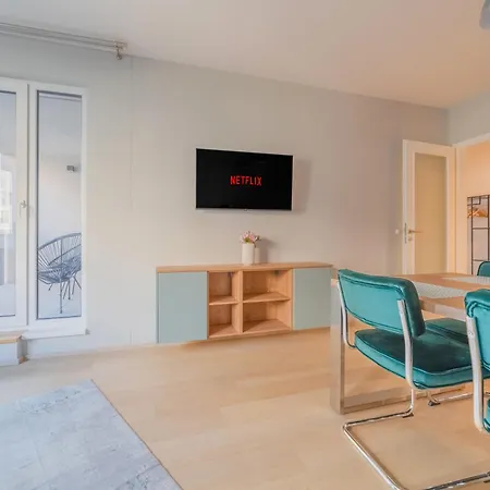 Chic Prague Living At Vista Serenity Apartment With Balcony Exterior photo