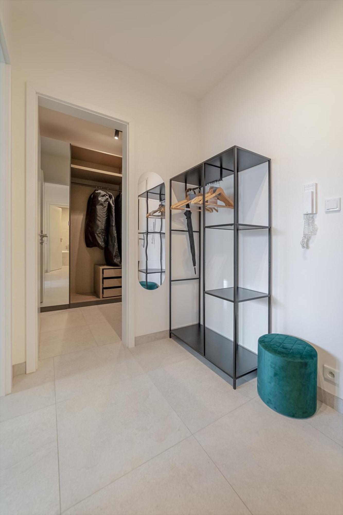 Appartement Chic Living At Vista Serenity With Balcony Praag