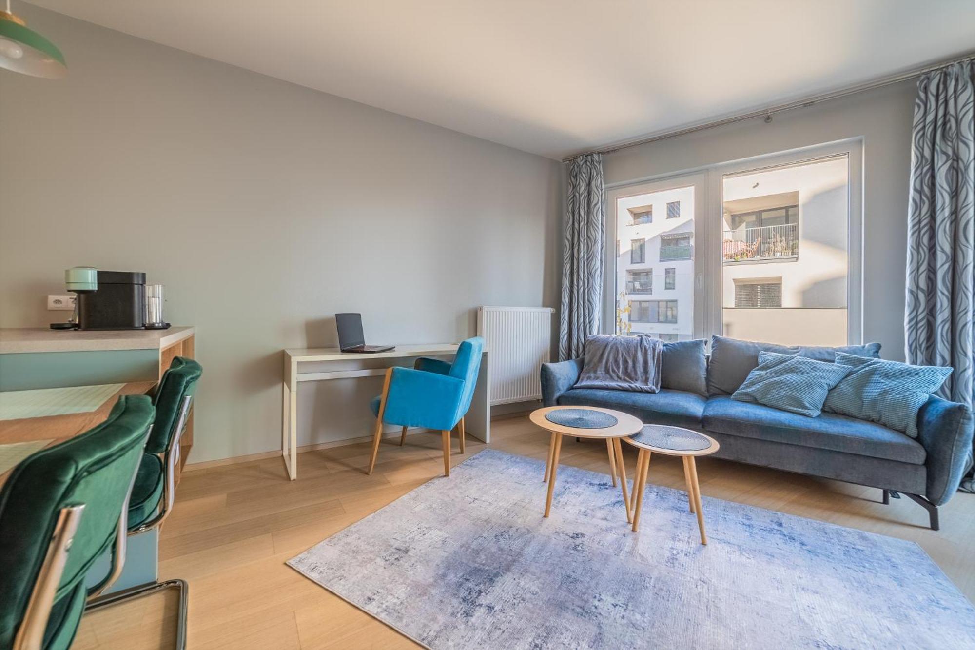 Chic Living At Vista Serenity With Balcony Praag